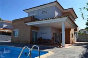 Maison de luxe en Espagne quartier très calme