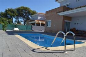 Maison de luxe en Espagne quartier très calme