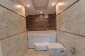 Nouvelle villa de luxe moderne avec vue sur la mer