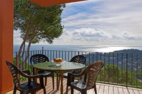 Maison individuelle avec magnifique vue mer