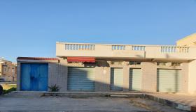 Local commercial d'une superficie de 1000 m2