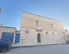 Local commercial d'une superficie de 1000 m2