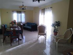 Appartement spacieux dans une résidence fermée à vendre - 20 min de la plage