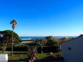 Propriété avec plusieurs maisons sur terrain de 5680 m2 à la plage de Pampelonne - opportunité