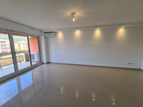 Appartement en Sainte-Maxime entièrement rénové situé en centre-ville