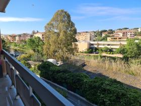 Appartement en Sainte-Maxime entièrement rénové situé en centre-ville