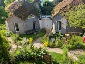 Maison traditionnelle et construction neuve type dôme éco construction