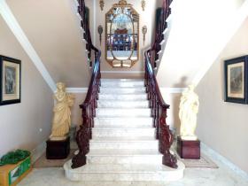 Confidentialité absolue sur 12 hectares magnifiquement entretenus