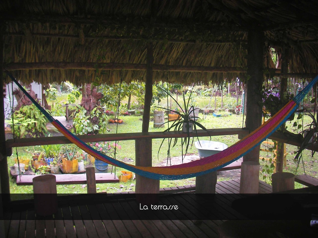 4 chalets à vendre avec son propre lac, près de la mer