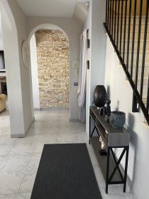 Maison indépendante située à 500 mètres de la mer avec de superbes vues