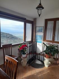 Villa surplombant Sonnino et ses villages environnants