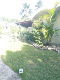 Maison à 5 min de la plage - lotissement avec commodités et sécurité 24h24 + 2 locaux commerciaux