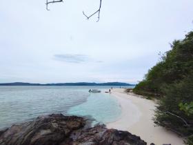 Île tropicale privée à moins de 1 M$ US