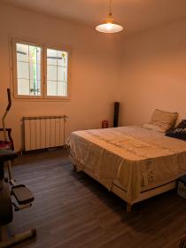 Maison de plain-pied avec vue panoramique sur la montagne