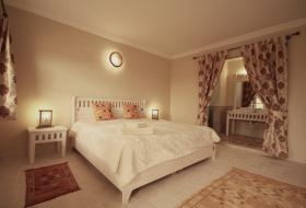 Résidence avec maison d'hôtes exclusive en bord de mer