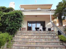 Vente villa avec terrain et piscine couverte