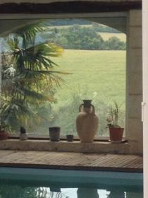 Belle propriété entièrement rénovée avec goût et prestations de qualité