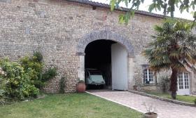 Belle propriété entièrement rénovée avec goût et prestations de qualité