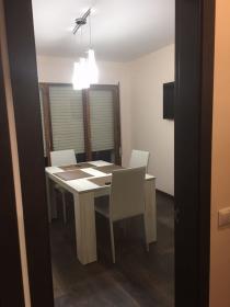 Grand bel appartement avec vue sur la rivière