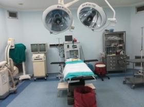 A vendre un hôpital opérationnel de 7 étages à Izmir