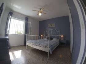 Villa vue mer, composée de 2 appartements identique, très bon rapport locatif